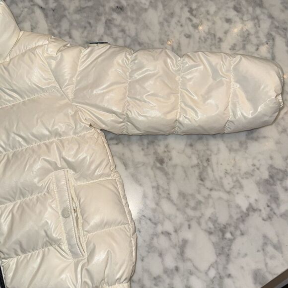 MONCLER WHITE UNISEX HOODED DOWN JACKET 3Y - Picture 12 of 17
